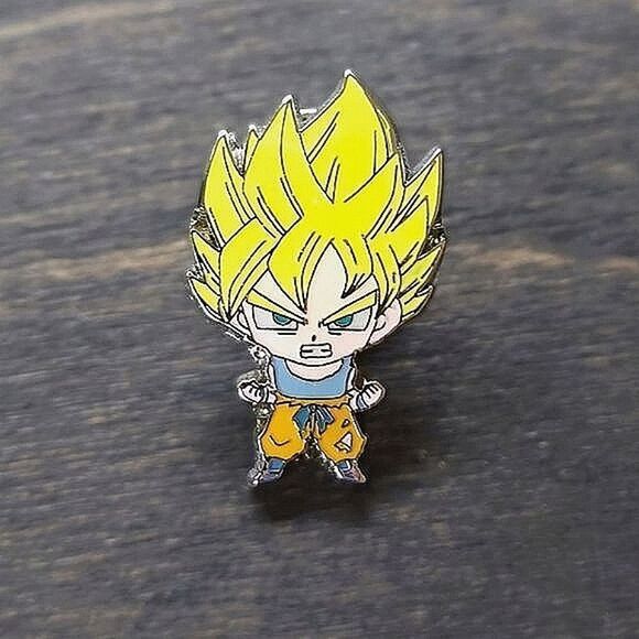 Official GEE Super Saiyan Goku mini pin - Picture 2 of 5